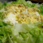 Huevos rellenos de atún