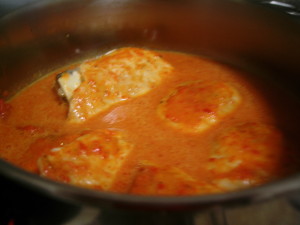 Receta de cocina: Pechugas de pollo rellenas de salsa de pimientos